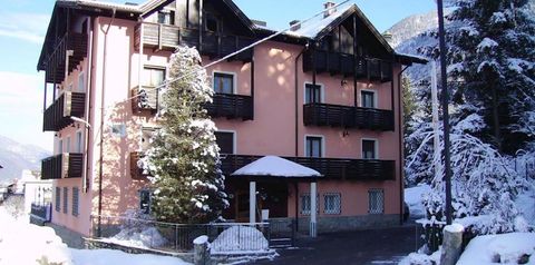 obiekt, budynek główny