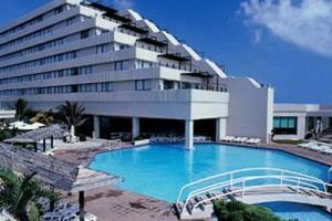 obiekt, teren hotelu, basen