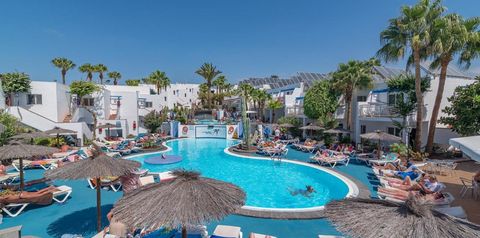 basen, teren hotelu, obiekt