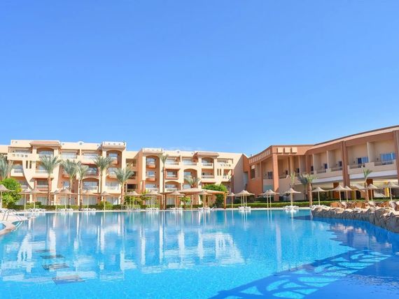 Parrotel Lagoon Resort