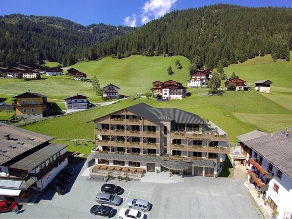 Paternwirt 3*