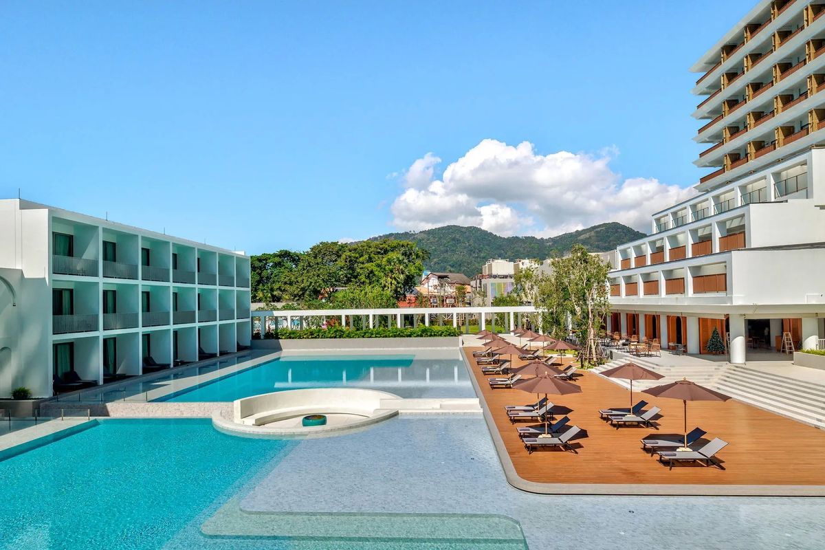 teren hotelu, basen