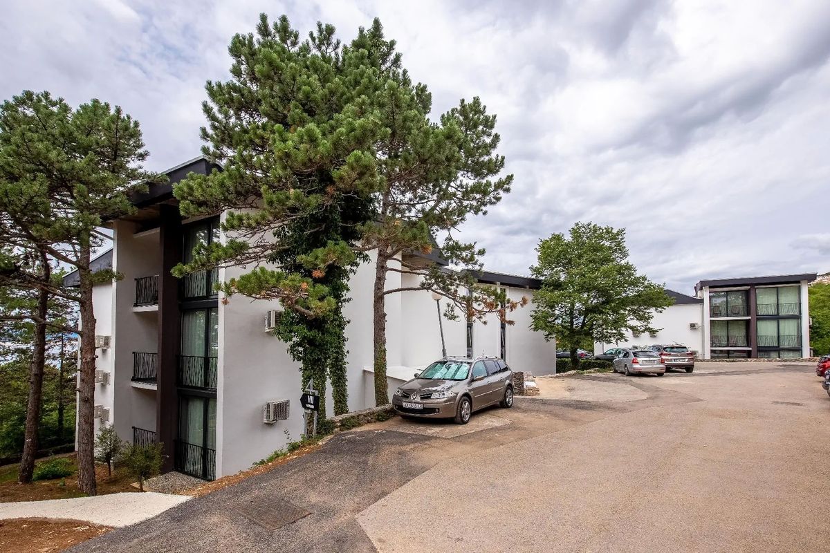 teren hotelu, obiekt