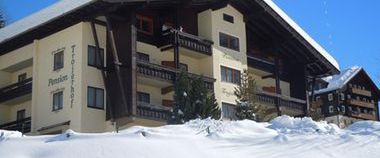 obiekt, budynek główny, teren hotelu