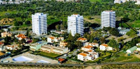 obiekt, teren hotelu, basen