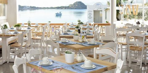 restauracja, teren hotelu
