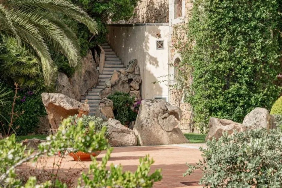 obiekt, teren hotelu