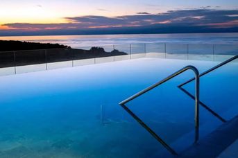 Petram Resort & Residence