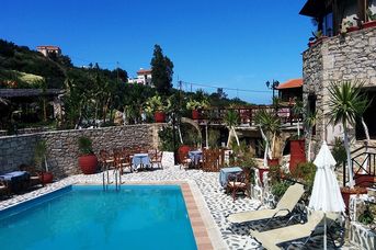 Petrino Horio Stone Village