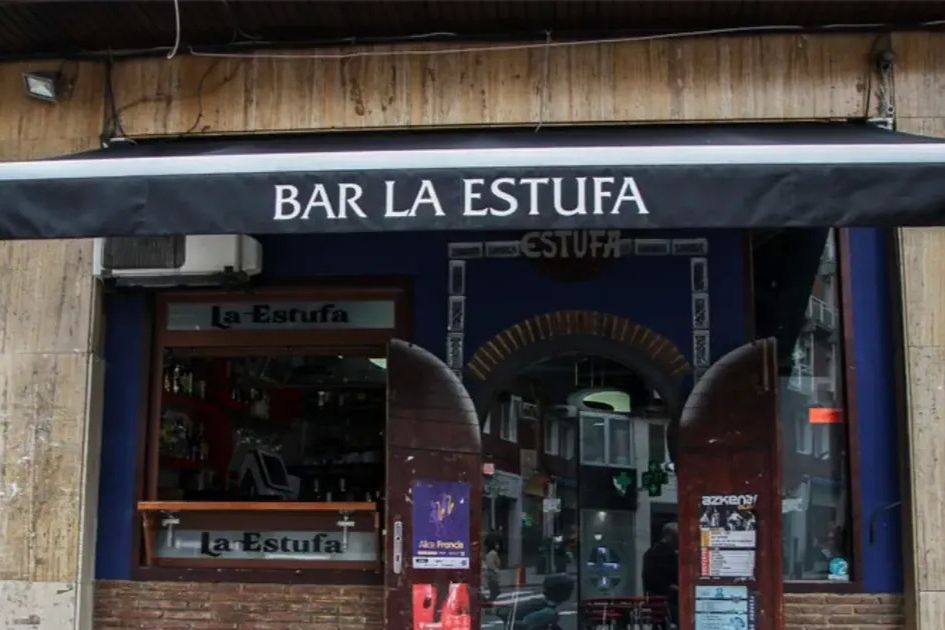 budynek główny, obiekt