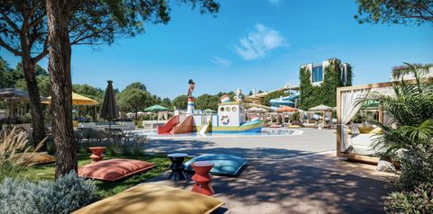 teren hotelu, basen, zjeżdżalnia