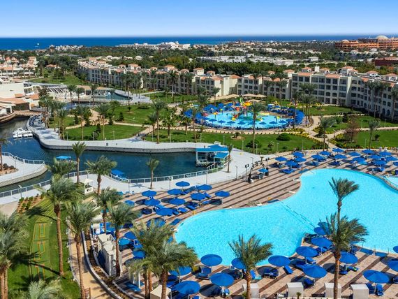 Pickalbatros Dana Beach Resort