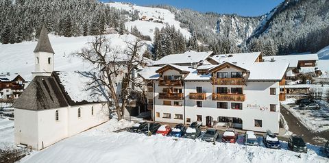 budynek główny, teren hotelu