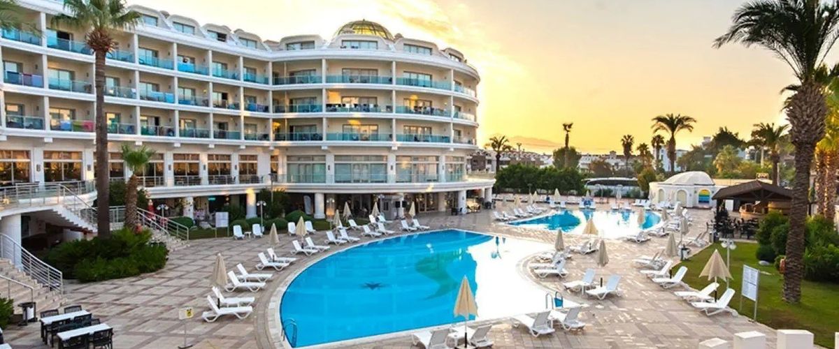 teren hotelu, basen