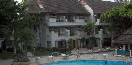 teren hotelu, obiekt, basen