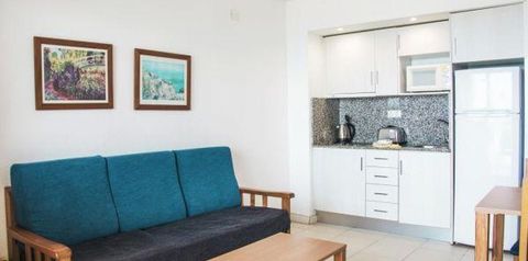 pokój, kuchnia / aneks kuchenny