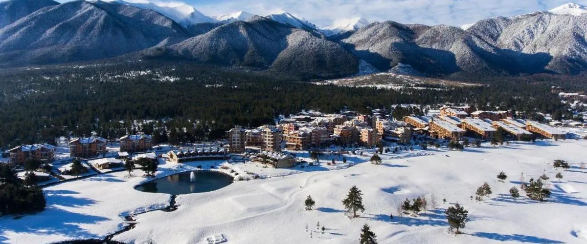 góry, teren hotelu, obiekt