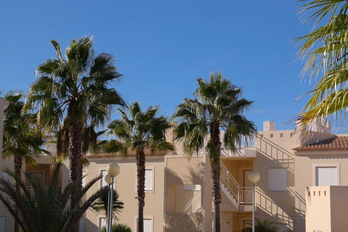 obiekt, budynek główny