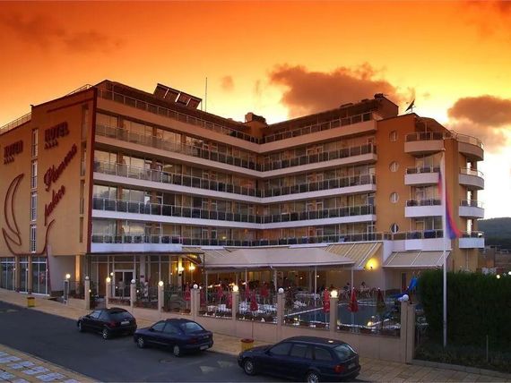 Plamena Palace