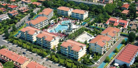 basen, teren hotelu, obiekt