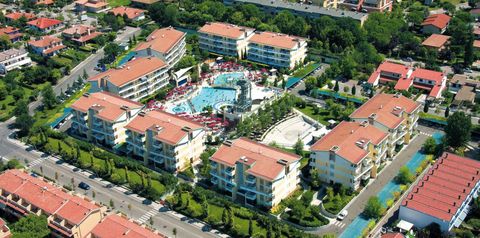 obiekt, teren hotelu, basen