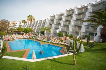 Playa Olid Suites & Apartments