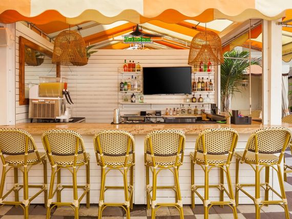 drink bar
