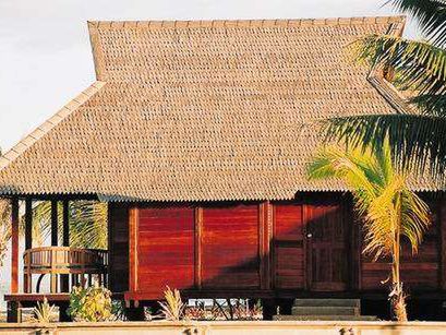 White Sand Beach Resort Fakarava 4*