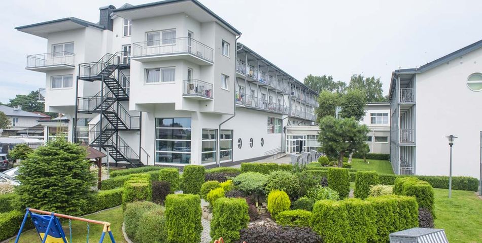 teren hotelu, plac zabaw