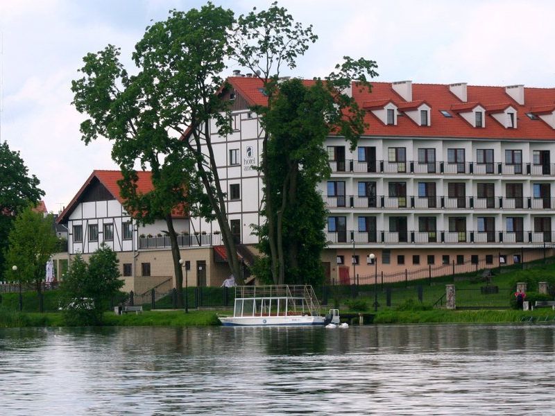 obiekt, budynek główny, teren hotelu