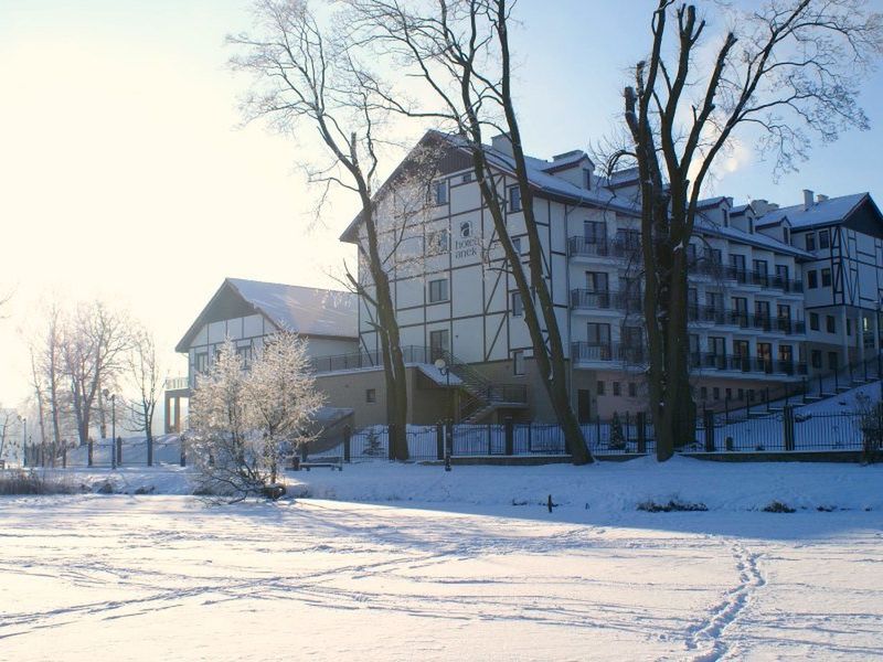 obiekt, budynek główny, teren hotelu