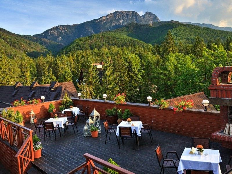 teren hotelu, restauracja