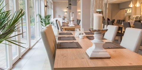 budynek główny, restauracja