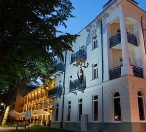 Bristol Art & Medical SPA