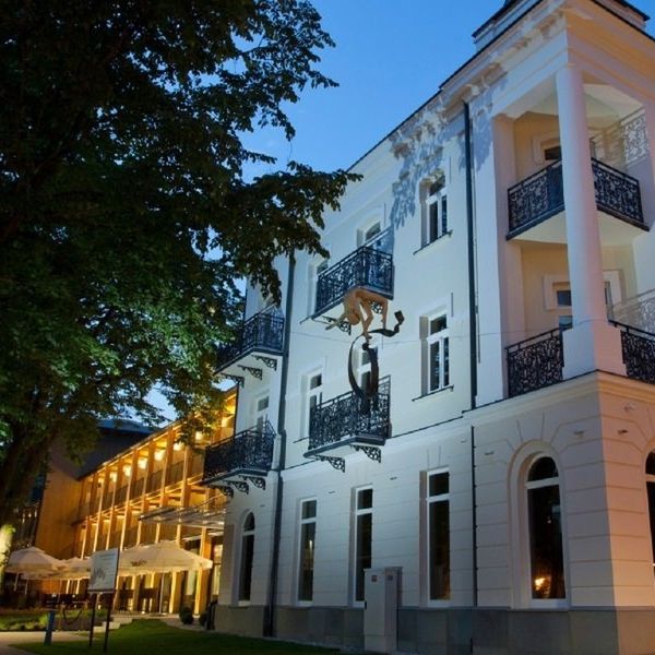 Bristol Art & Medical SPA