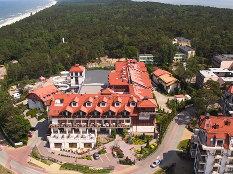 obiekt, teren hotelu