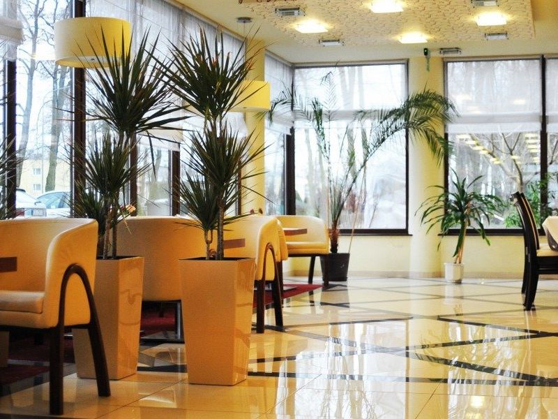 teren hotelu, restauracja, kawiarnia