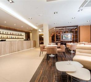DeSilva Premium Opole
