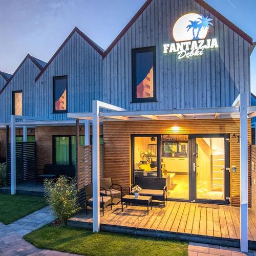 Wczasy zorganizowane Dębki Domki Fantazja