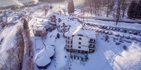 obiekt, budynek główny, teren hotelu