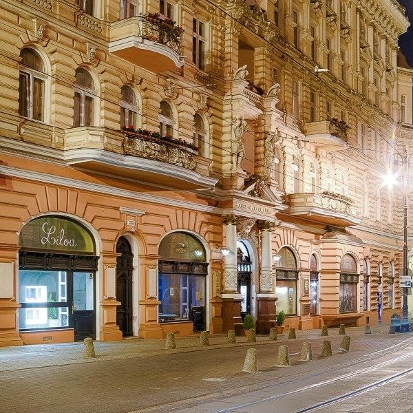 Focus Premium Pod Orłem