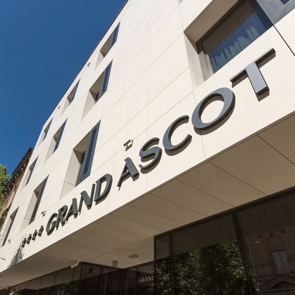 Grand Ascot Hotel