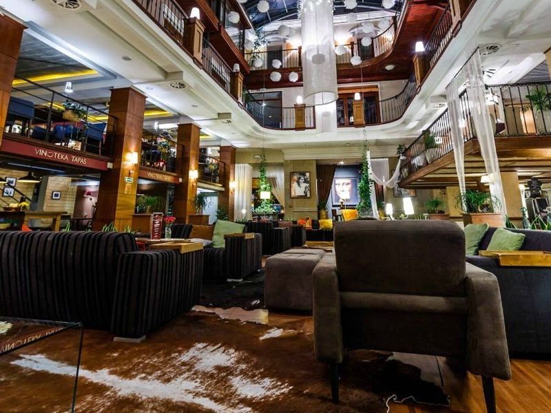 teren hotelu, restauracja