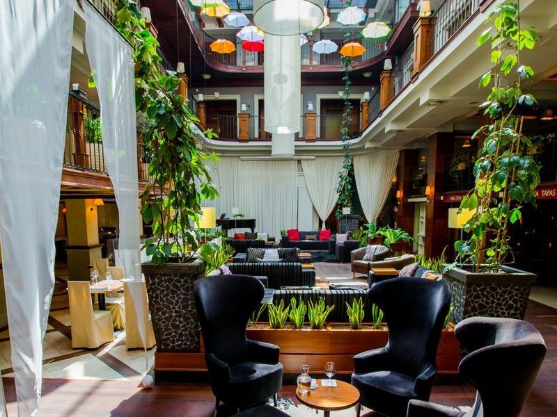 teren hotelu, restauracja