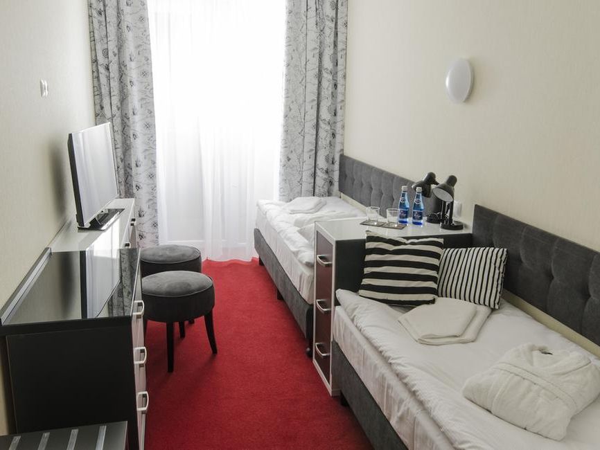 teren hotelu, pokój, 10A, FU4CWT, AR