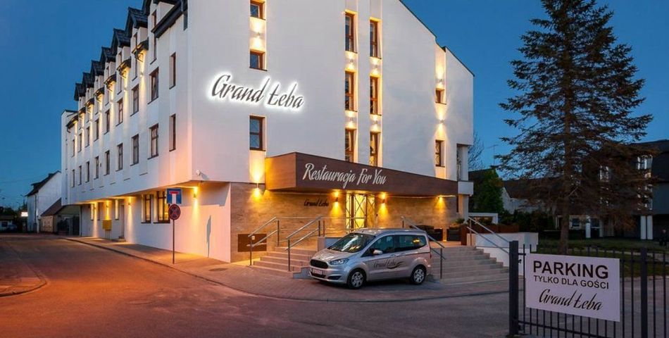 obiekt, budynek główny, teren hotelu