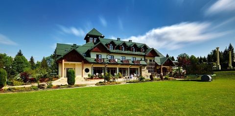 obiekt, budynek główny, teren hotelu