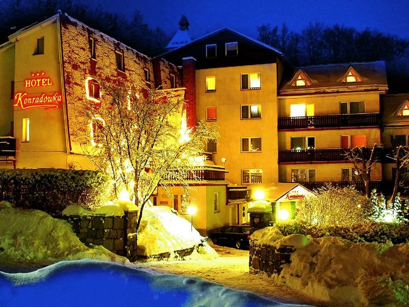 Konradówka 3*