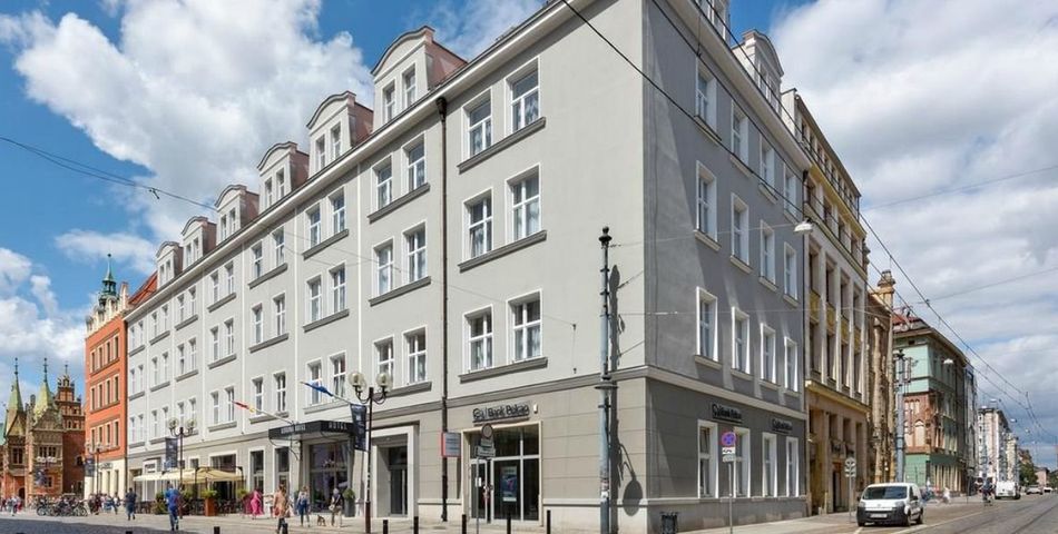 budynek główny, teren hotelu