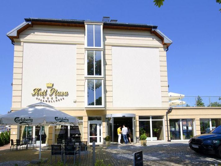 obiekt, budynek główny, teren hotelu